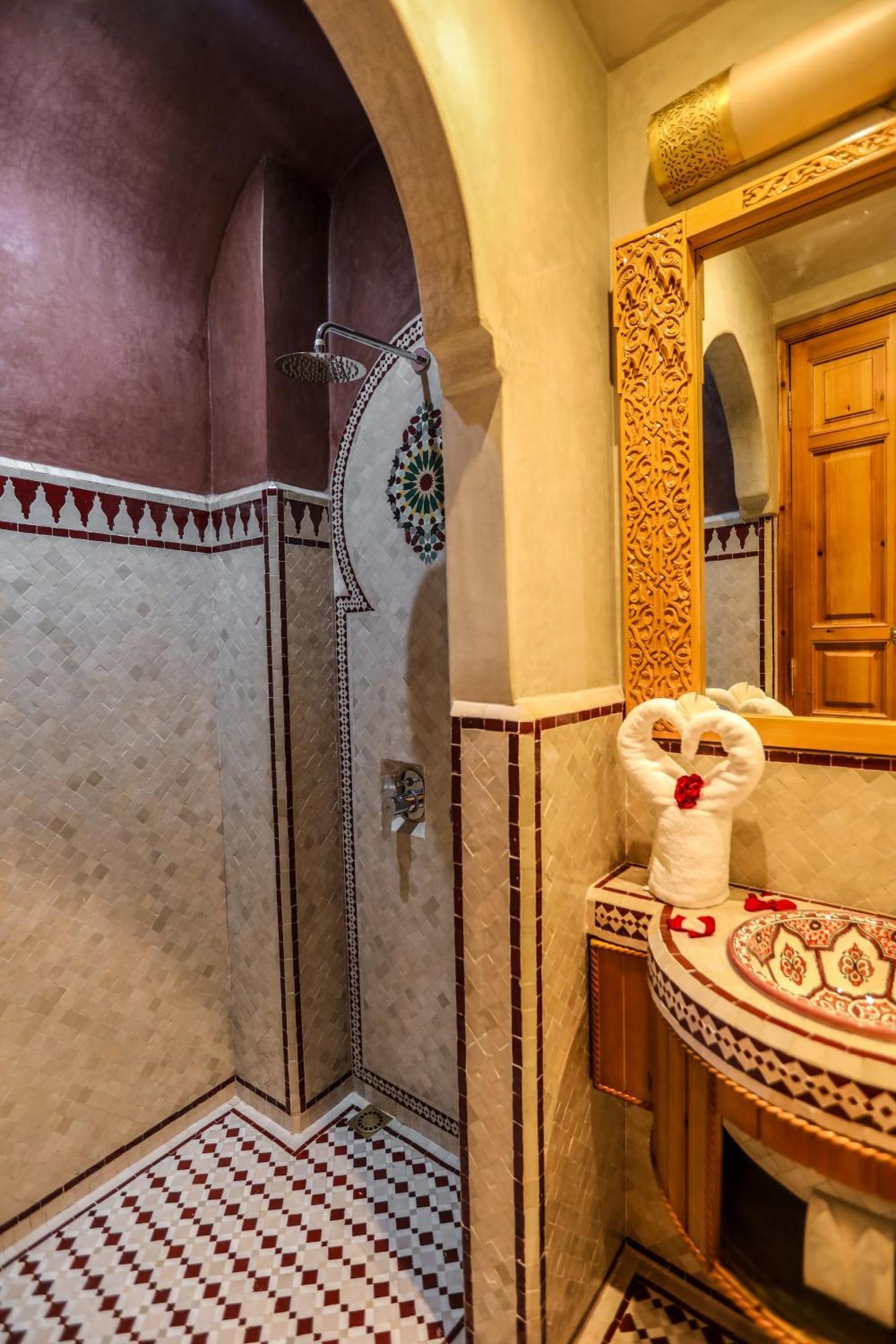 Deluxe Double Room,1599661045:JPEG